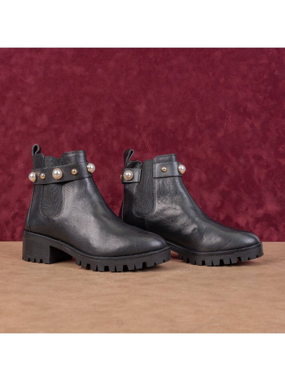 Karl Lagerfeld Paris Wmn Pola Black Patent Leather Chelsea Boots 8US EUR38.5